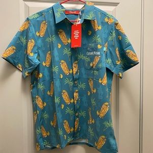 NWT Captain Morgan Shinesty Mens button up